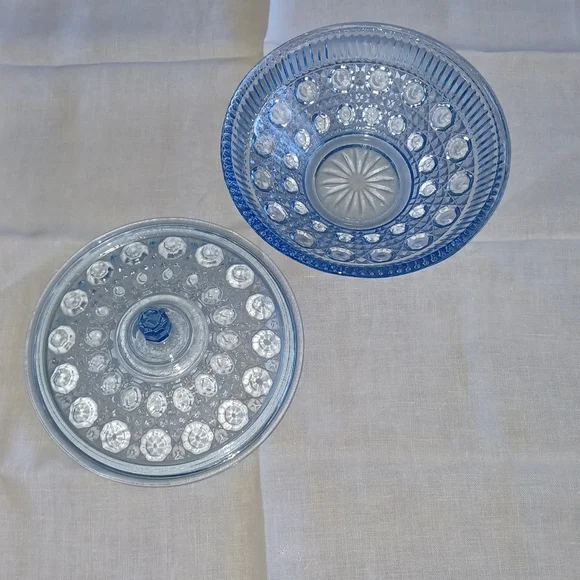 Vintage Federal Glass Windsor Button & Cane candy dish with lid - Picture 2 of 6